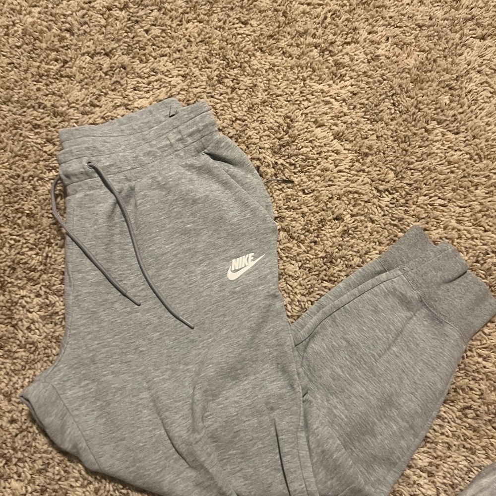 Nike Women’s Tech Fleece